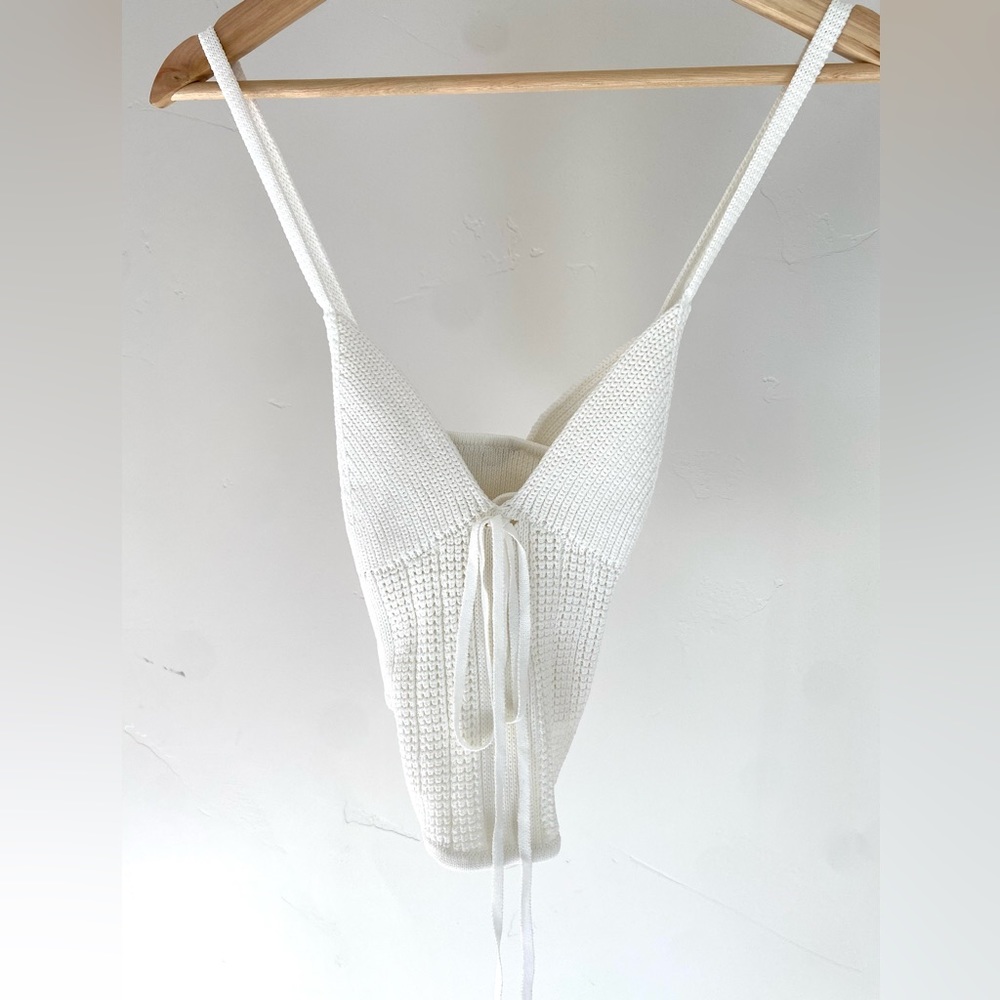 NWT limited Zara Women’s cropped top tank top- size Medium- Fast Delivery